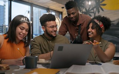 Comprendre le rôle du MOA et du MOE : Guide pour la gestion de projets informatiques